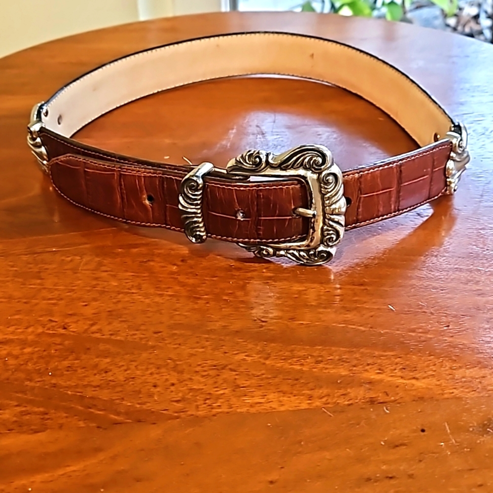 BRIGHTON LEATHER BELT SIZE SMALL BROWN BLACK SILVER‎ HARDWARE